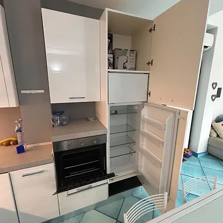 Residenza Del Mare 80mq 150mt Da Rena Bianca